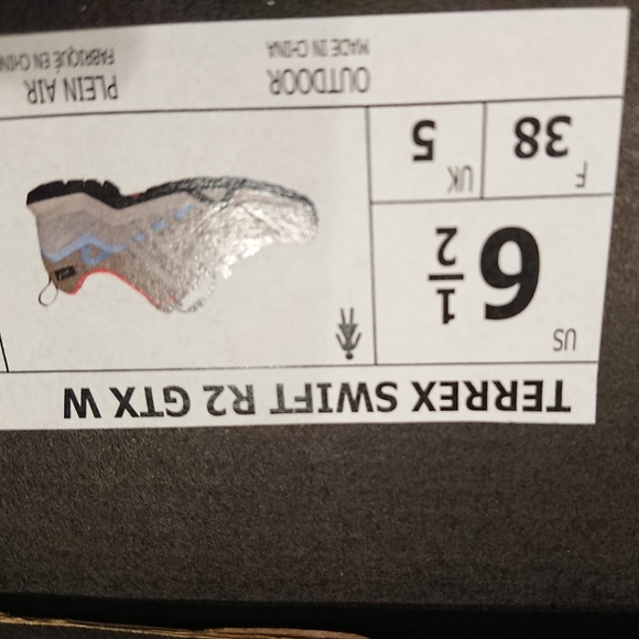 Adidas Terrex sneaker - Picture 3 of 3